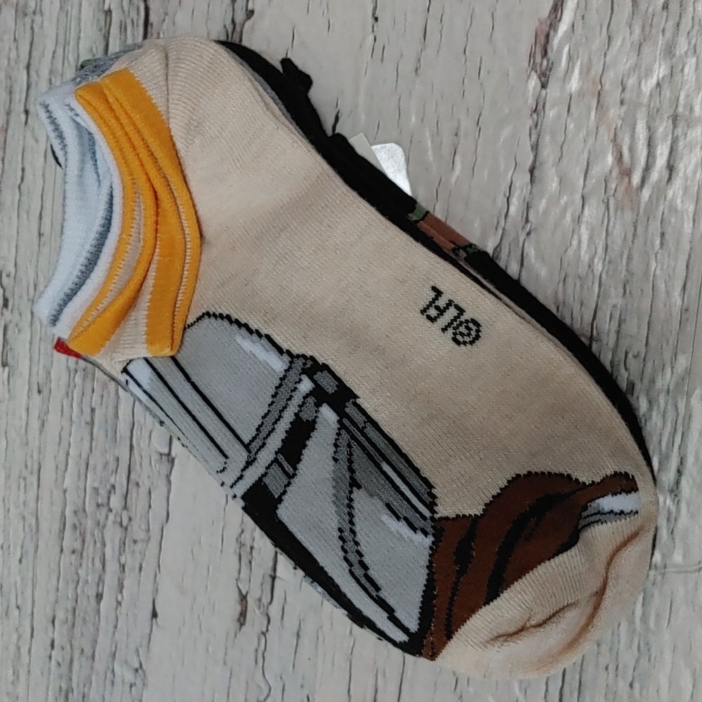 STAR WARS Mandalorian ankle sox 6 pairs size L shoe approx 3-9 - Picture 6 of 7